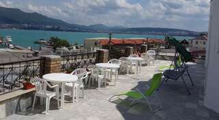 Гостевой дом Наутилус  Геленджик-0